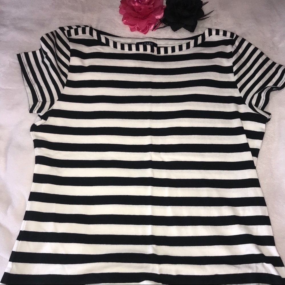 Black and white boatneck top